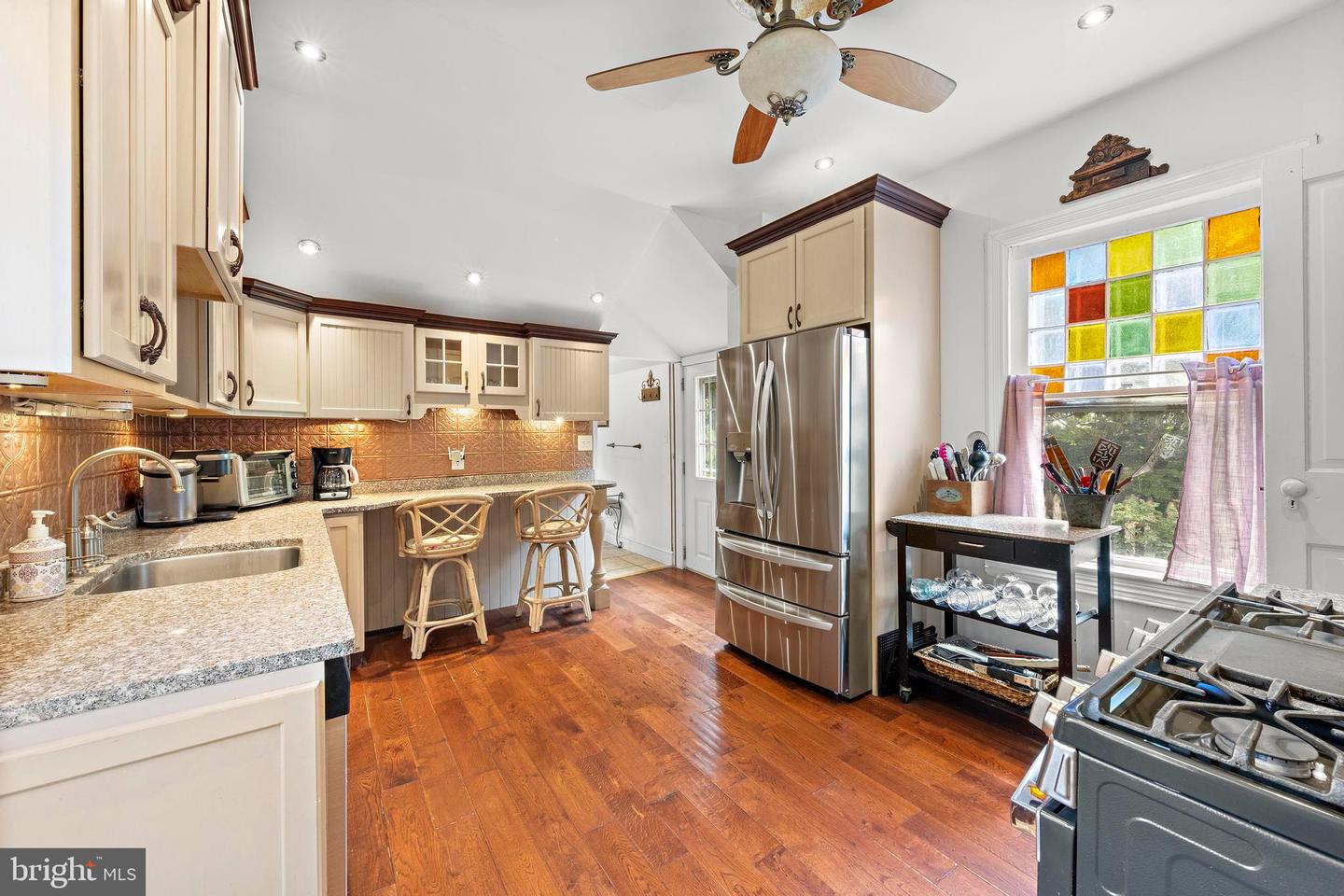 Beach Haven, New Jersey, 08008, United States, 8 Bedrooms Bedrooms, ,5 BathroomsBathrooms,Residential,Active,1933869