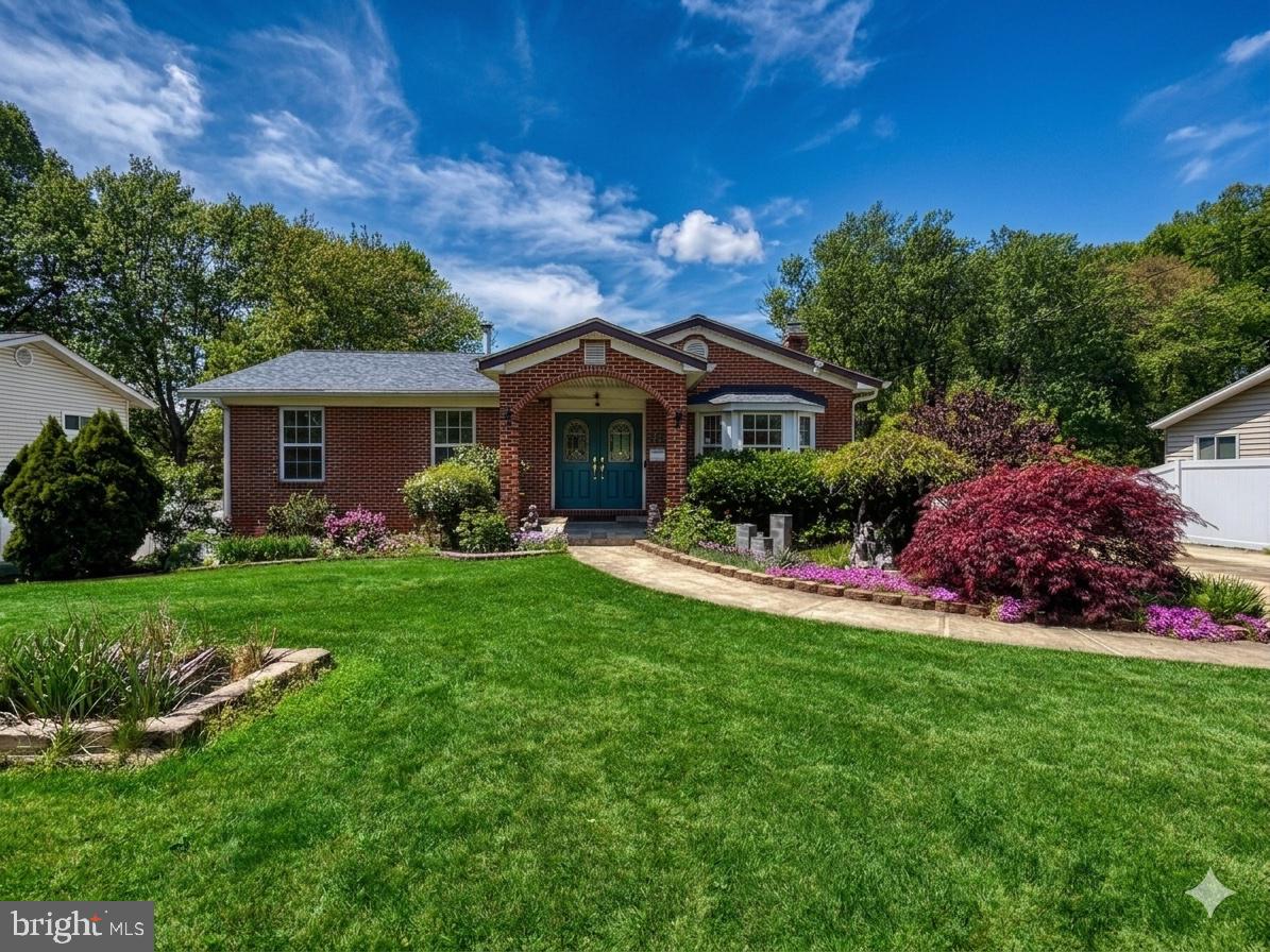 Annandale, Virginia, 22003, United States, 6 Bedrooms Bedrooms, ,6 BathroomsBathrooms,Residential,Active,2024199