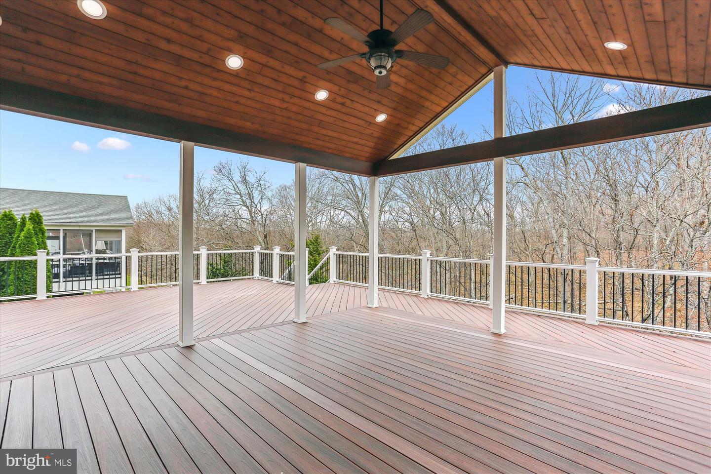 Frederick, Maryland, 21704, United States, 6 Bedrooms Bedrooms, ,4 BathroomsBathrooms,Residential,Active,1884907