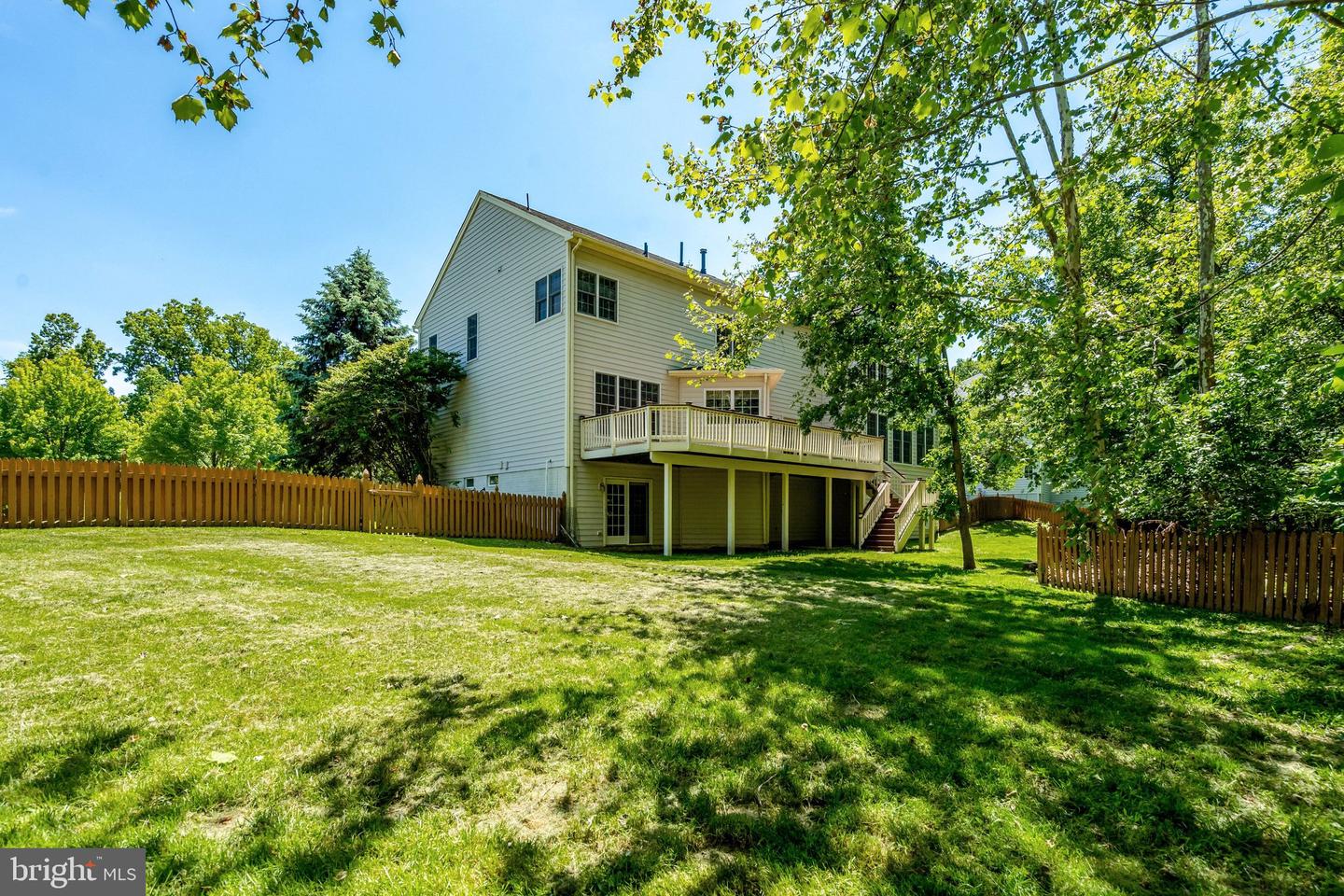 Haymarket, Virginia, 20169, United States, 5 Bedrooms Bedrooms, ,5 BathroomsBathrooms,Residential,Pending,2031766