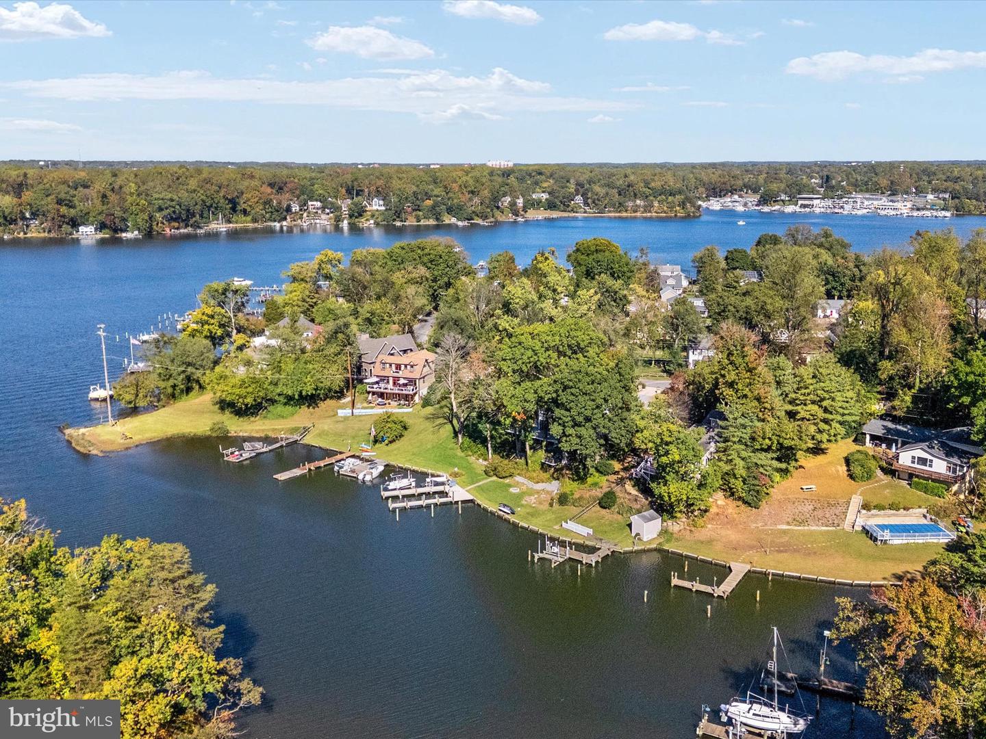 Edgewater, Maryland, 21037, United States, 3 Bedrooms Bedrooms, ,4 BathroomsBathrooms,Residential,Active,1965993