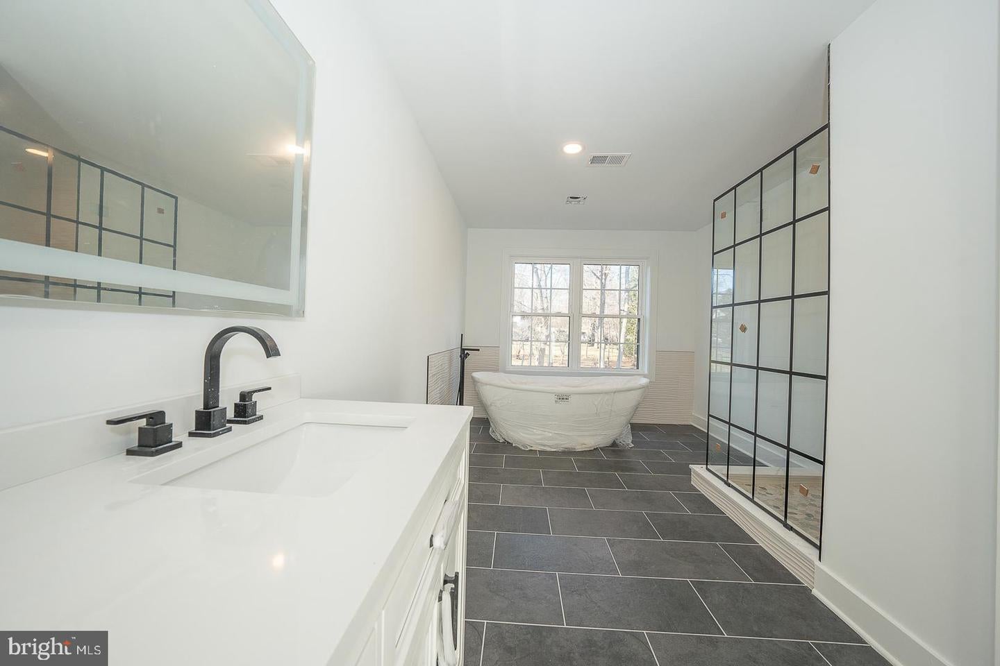 Chalfont, Pennsylvania, 18914, United States, 5 Bedrooms Bedrooms, ,4 BathroomsBathrooms,Residential,Active,1945225