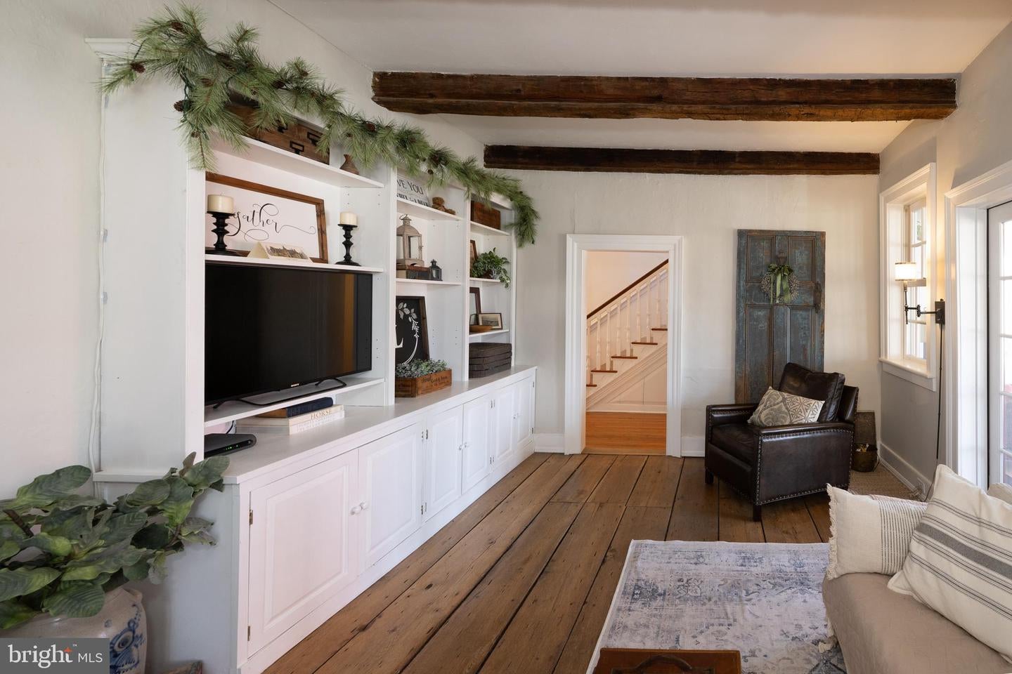 Long Valley, New Jersey, 07853, United States, 4 Bedrooms Bedrooms, ,4 BathroomsBathrooms,Residential,Active,1968372