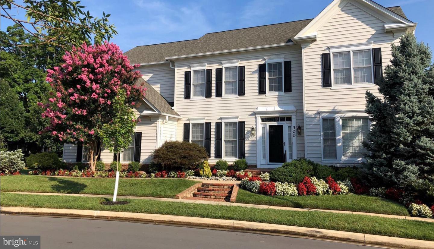 Rockville, Maryland, 20850, United States, 5 Bedrooms Bedrooms, ,5 BathroomsBathrooms,Residential,Active,2015808