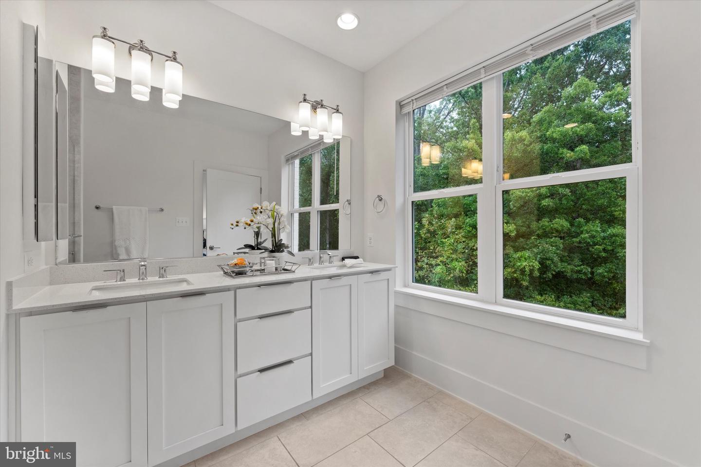 Potomac, Maryland, 20854, United States, 4 Bedrooms Bedrooms, ,5 BathroomsBathrooms,Residential,Active,1961966