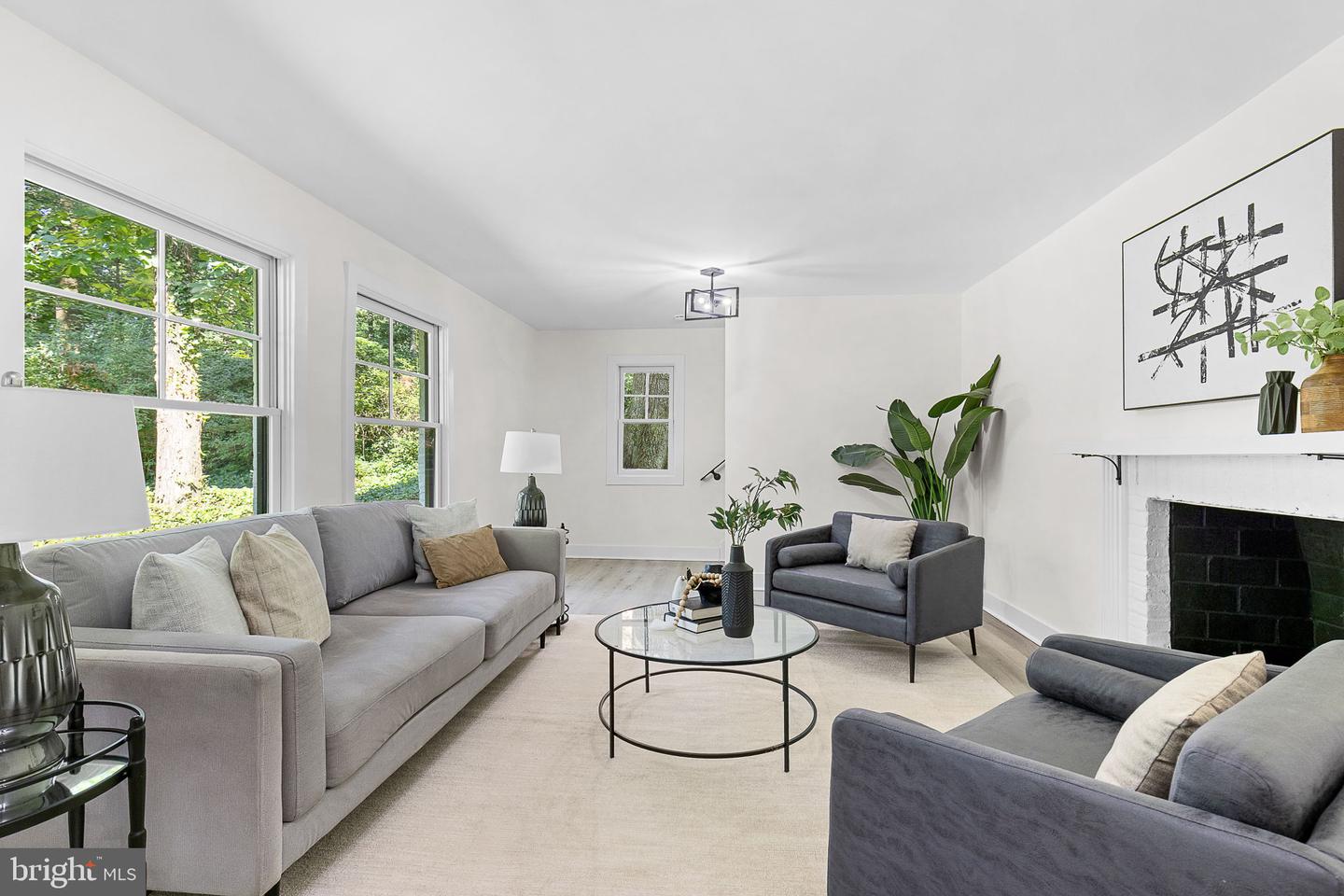 Falls Church, Virginia, 22044, United States, 4 Bedrooms Bedrooms, ,3 BathroomsBathrooms,Residential,Active,1894525