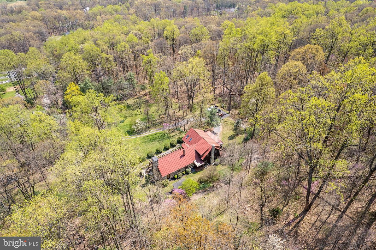 Winchester, Virginia, 22602, United States, 4 Bedrooms Bedrooms, ,4 BathroomsBathrooms,Residential,Active,2041509