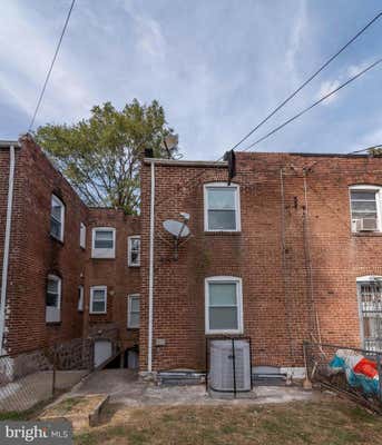 605 BALTIC AVE, BALTIMORE, MD 21225, photo 3 of 42