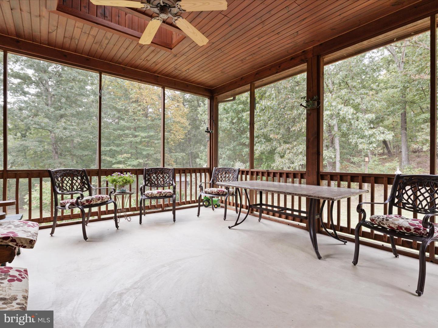 Winchester, Virginia, 22603, United States, 4 Bedrooms Bedrooms, ,4 BathroomsBathrooms,Residential,Active,1943761