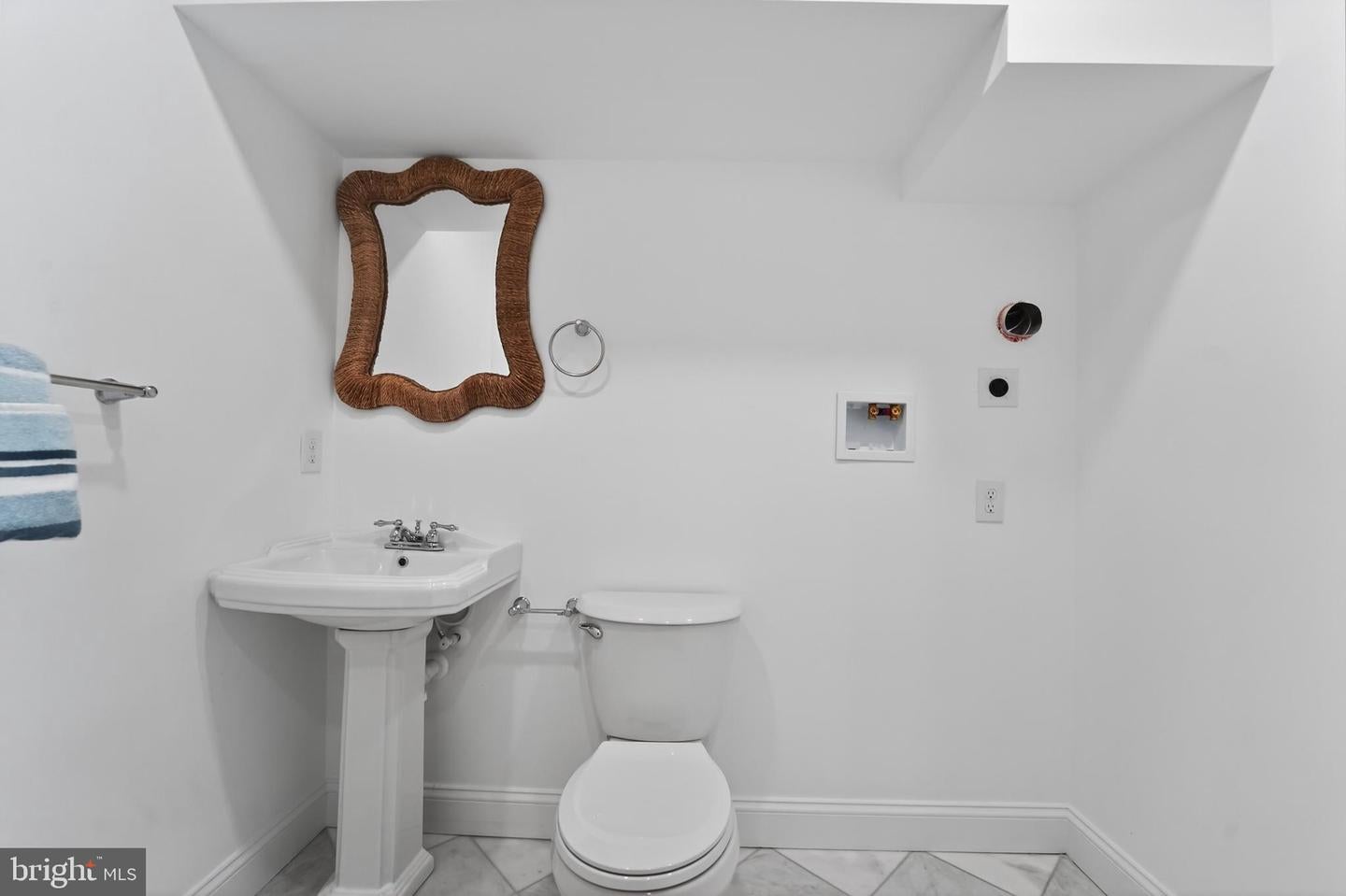 Annapolis, Maryland, 21401, United States, 4 Bedrooms Bedrooms, ,4 BathroomsBathrooms,Residential,Active,2051980