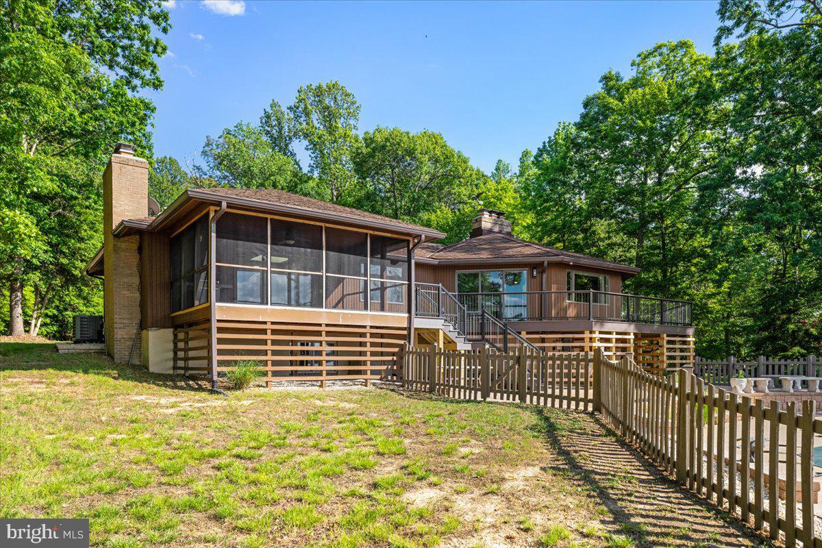 Stafford, Virginia, 22554, United States, 5 Bedrooms Bedrooms, ,3 BathroomsBathrooms,Residential,Active,2045399
