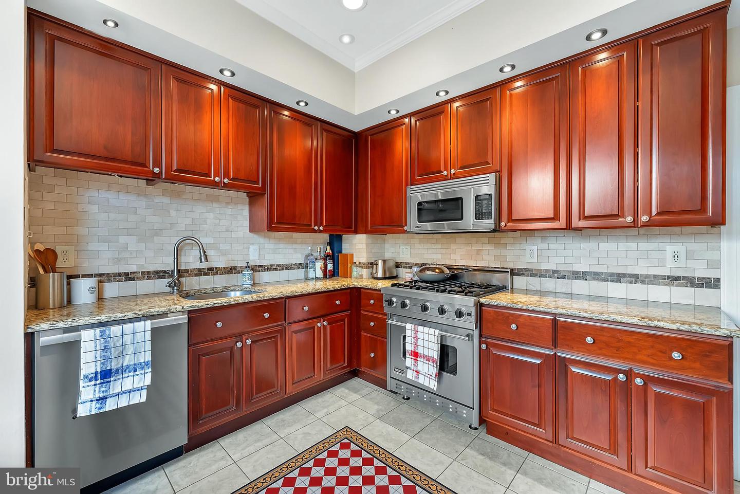 Washington, District Of Columbia, 20005, United States, 3 Bedrooms Bedrooms, ,4 BathroomsBathrooms,Residential,Active,1943762