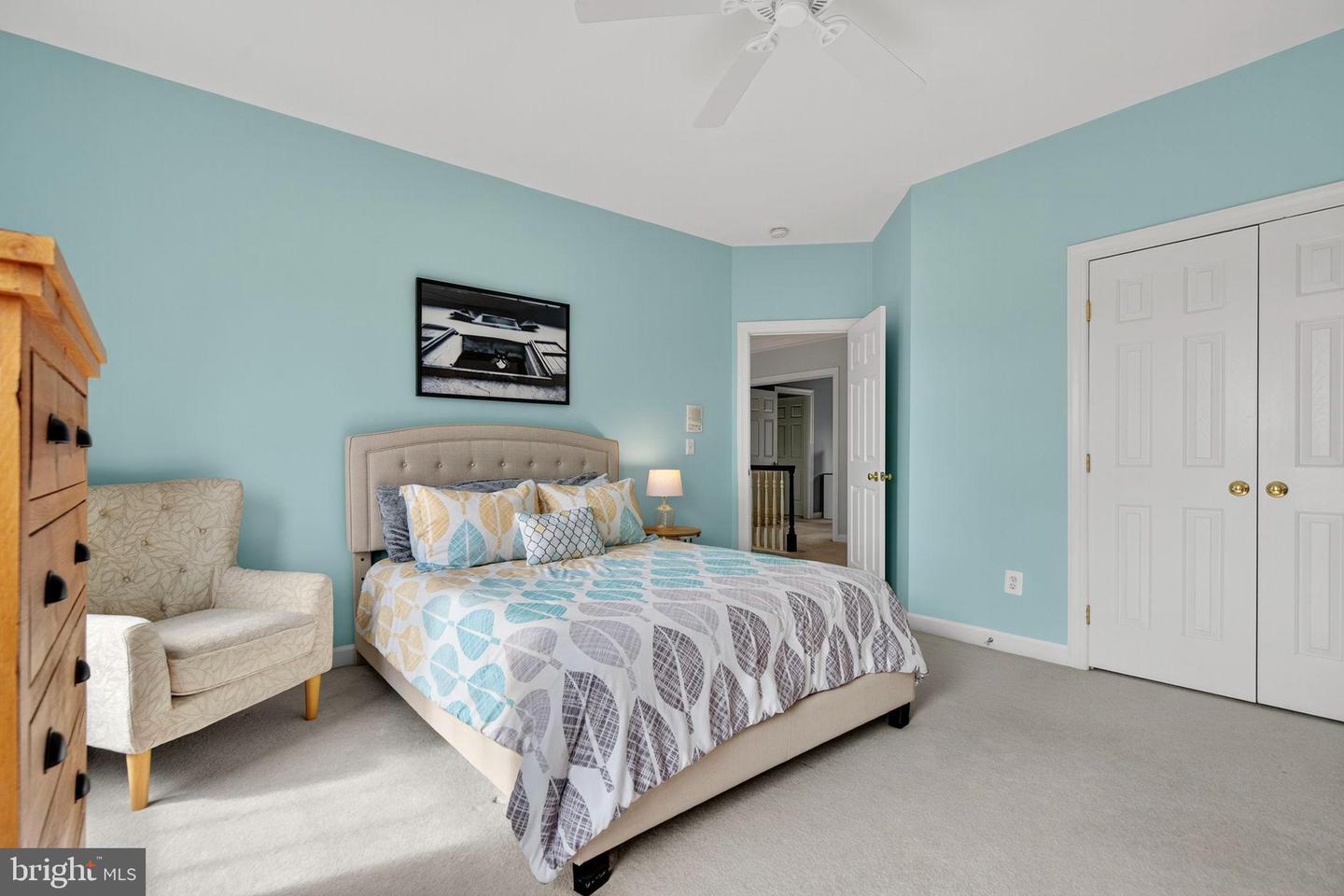 Aldie, Virginia, 20105, United States, 5 Bedrooms Bedrooms, ,5 BathroomsBathrooms,Residential,Active,2010541