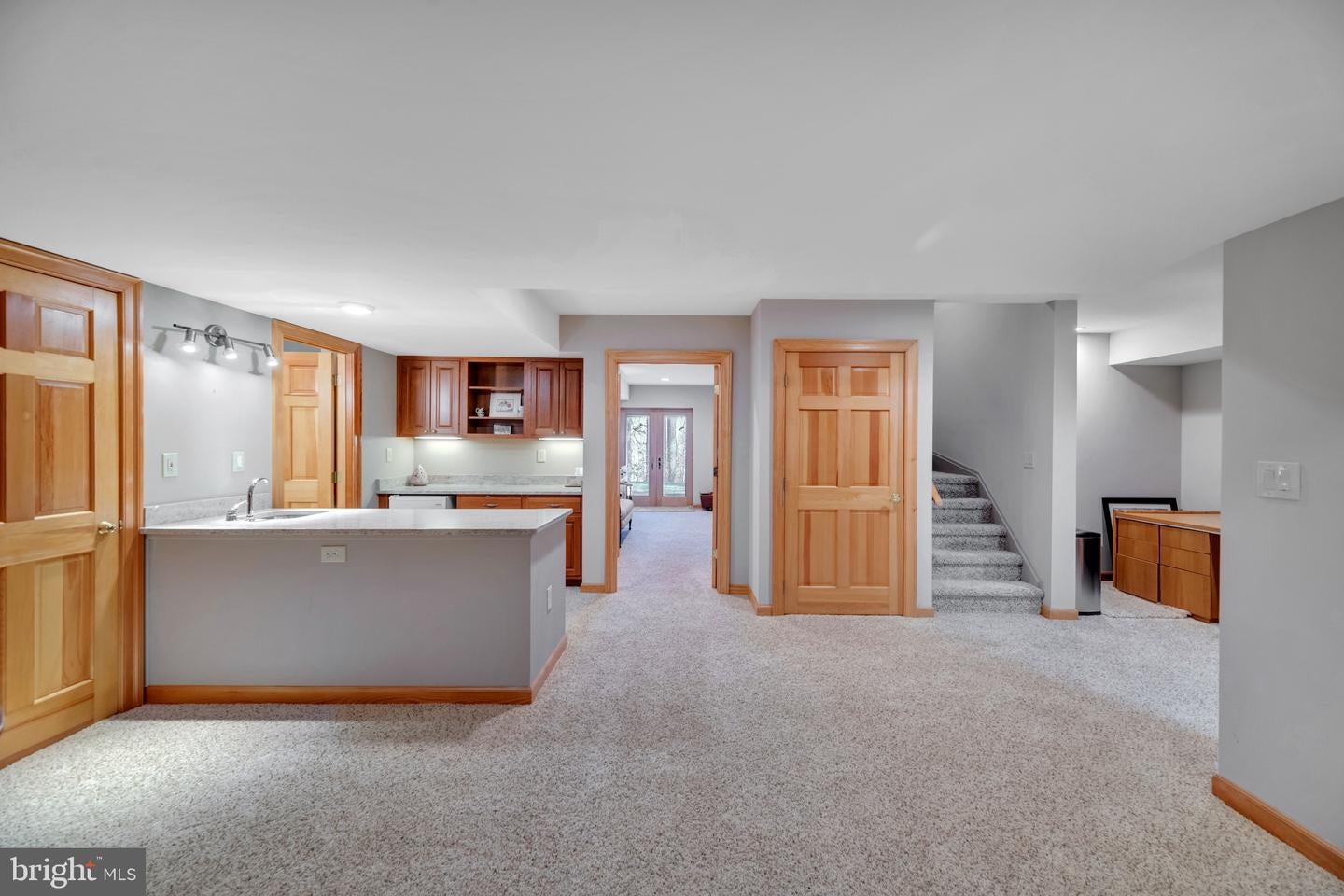 Ellicott City, Maryland, 21042, United States, 5 Bedrooms Bedrooms, ,5 BathroomsBathrooms,Residential,Active,1988714