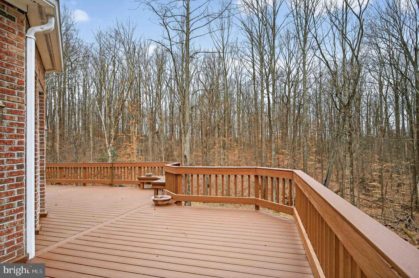 Clifton, Virginia, 20124, United States, 5 Bedrooms Bedrooms, ,6 BathroomsBathrooms,Residential,Active,2025639