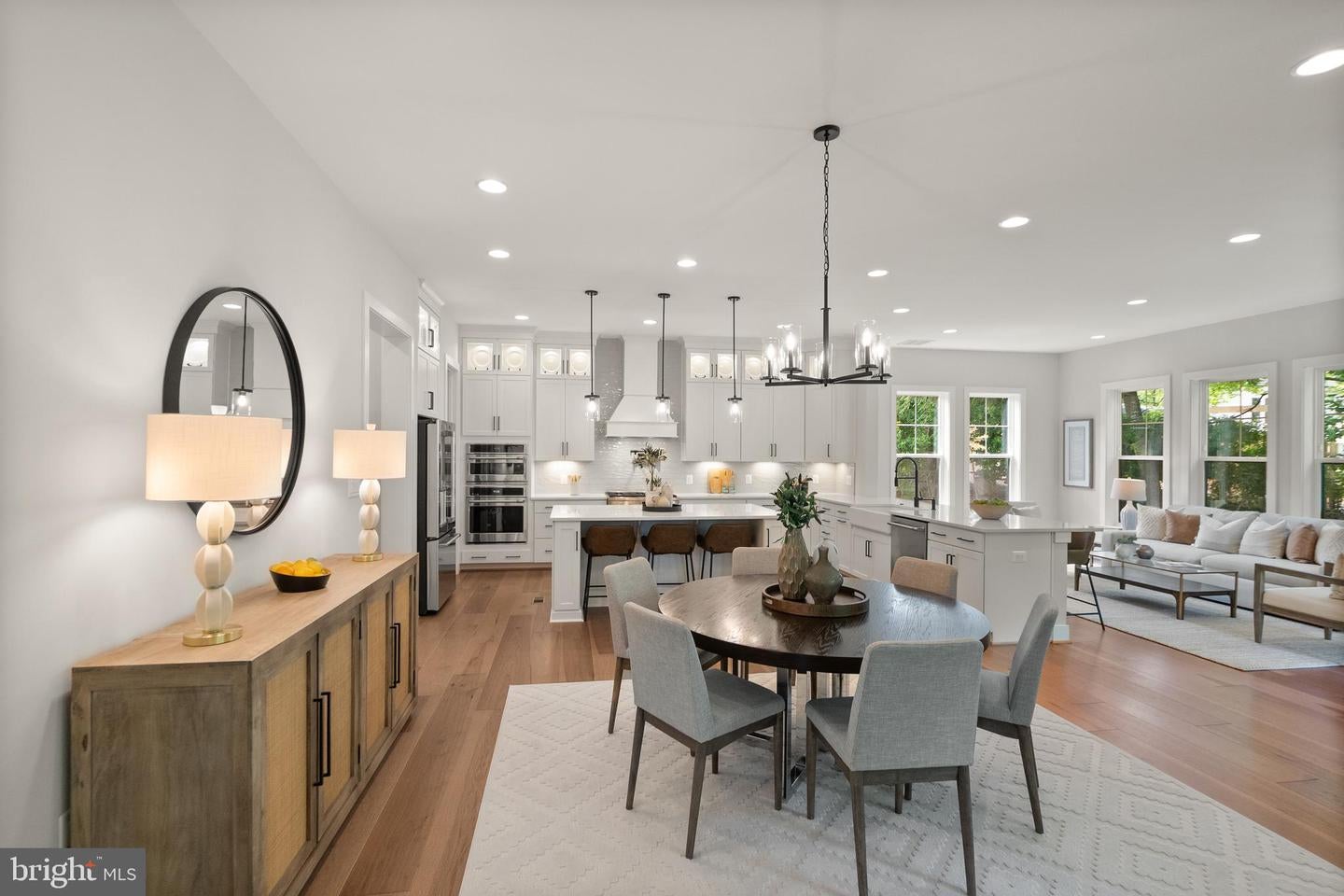 Falls Church, Virginia, 22046, United States, 7 Bedrooms Bedrooms, ,7 BathroomsBathrooms,Residential,Active,1798016