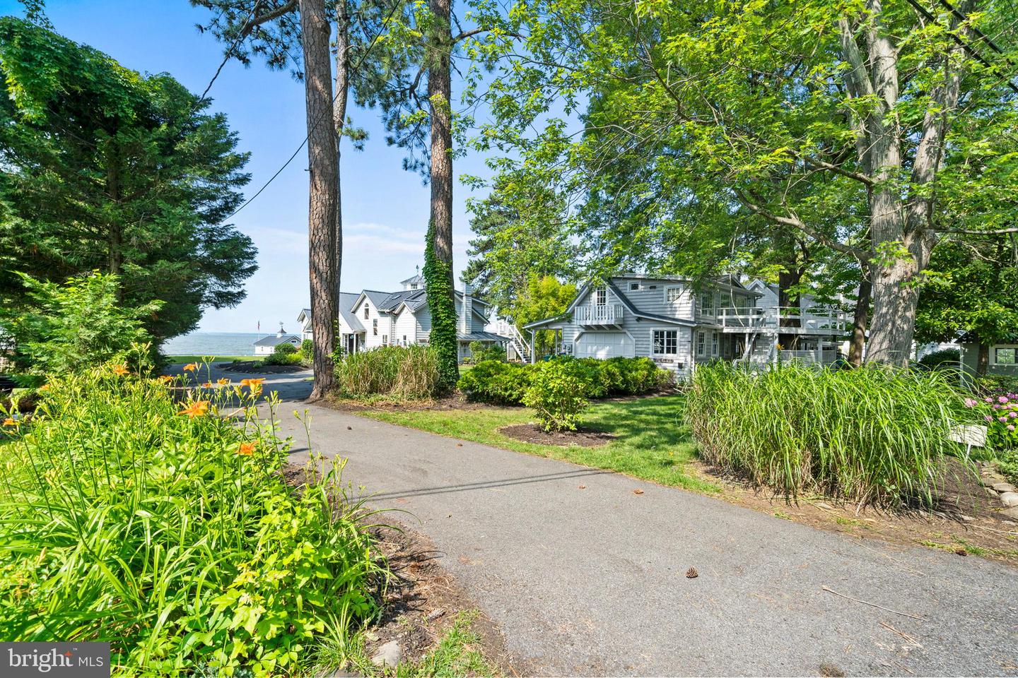 Cobb Island, Maryland, 20625, United States, 6 Bedrooms Bedrooms, ,6 BathroomsBathrooms,Residential,Contingent,1849506