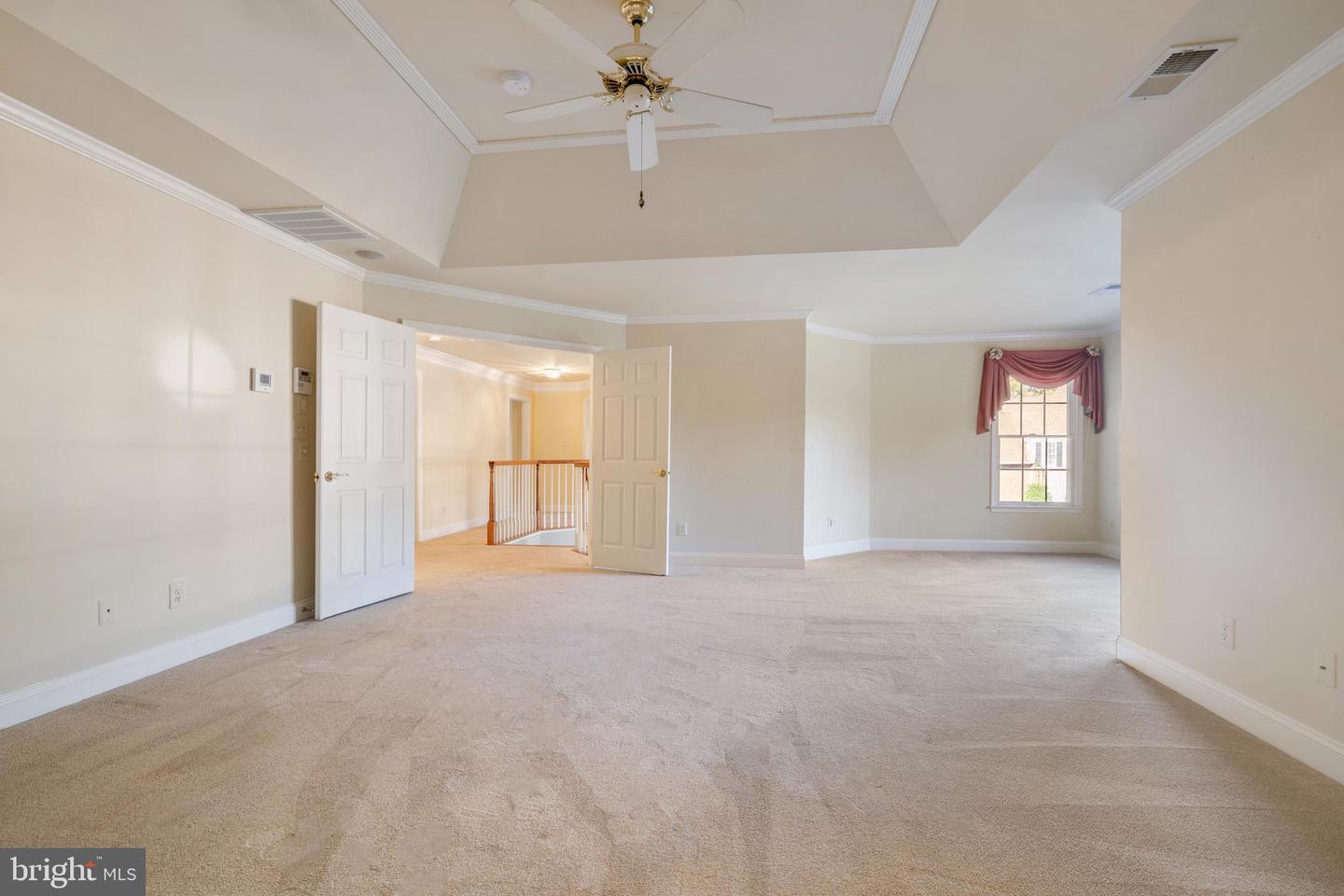 Rockville, Maryland, 20850, United States, 6 Bedrooms Bedrooms, ,5 BathroomsBathrooms,Residential,Active,1970950