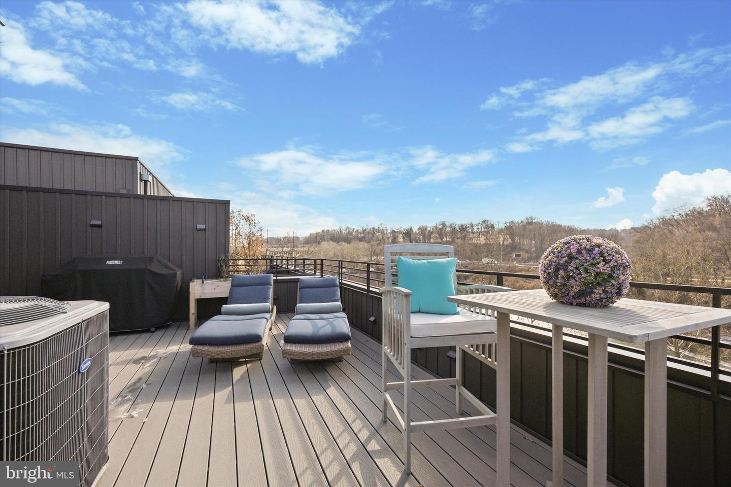 Philadelphia, Pennsylvania, 19127, United States, ,4 BathroomsBathrooms,Residential,Active,1849520