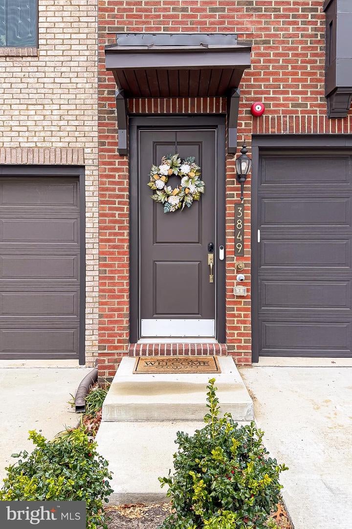 Fairfax, Virginia, 22033, United States, 4 Bedrooms Bedrooms, ,5 BathroomsBathrooms,Residential,Active,2010219