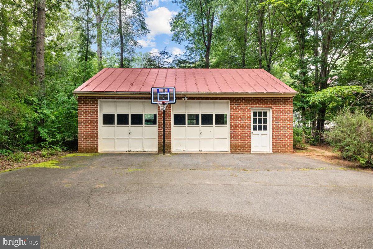 Nokesville, Virginia, 20181, United States, 4 Bedrooms Bedrooms, ,4 BathroomsBathrooms,Residential,Active,1909876