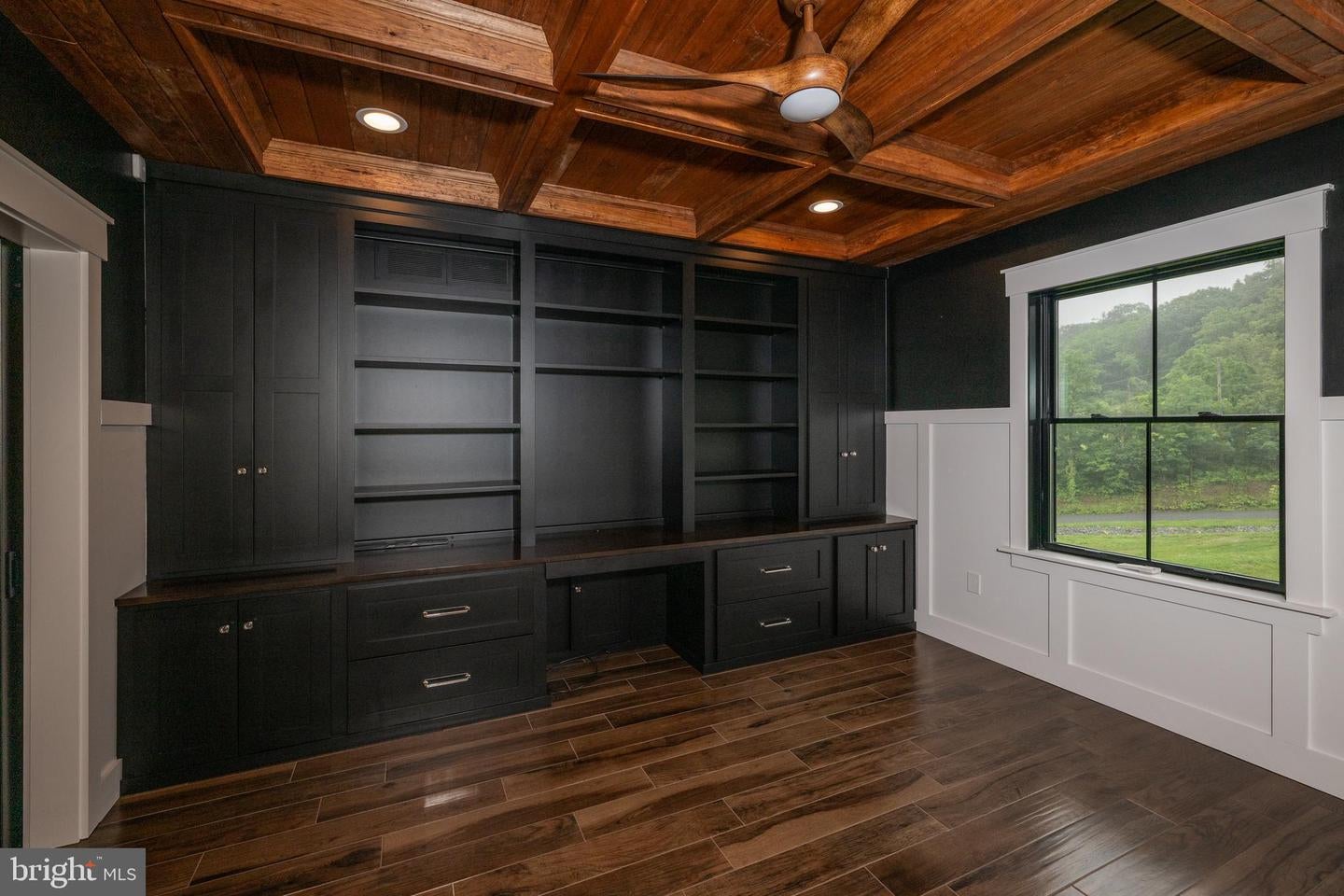 Kutztown, Pennsylvania, 19530, United States, 6 Bedrooms Bedrooms, ,5 BathroomsBathrooms,Residential,Active,1968418