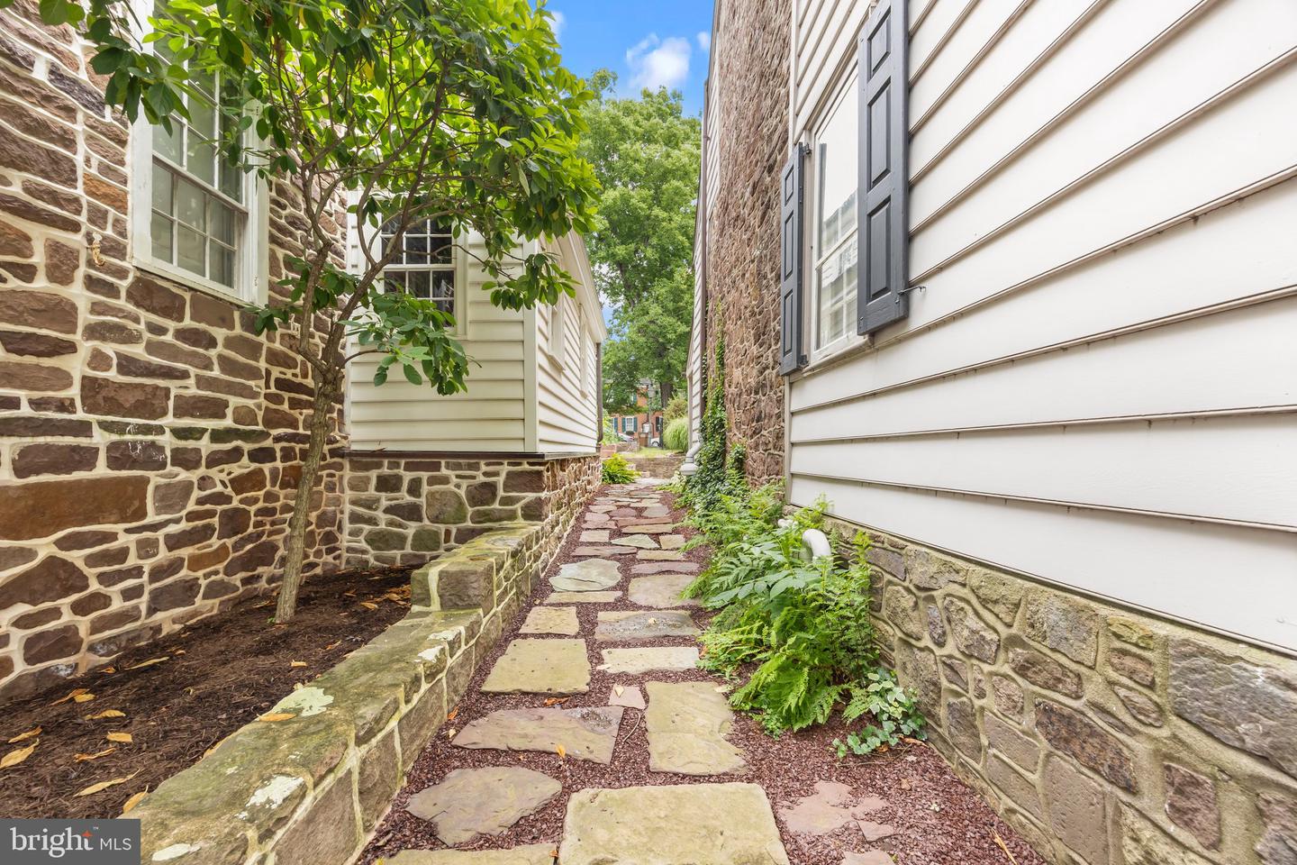 Newtown, Pennsylvania, 18940, United States, 4 Bedrooms Bedrooms, ,4 BathroomsBathrooms,Residential,Contingent,2006776