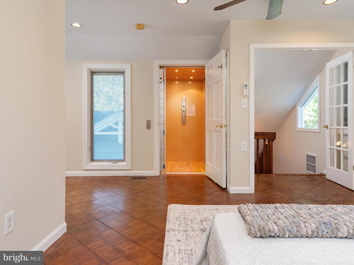 Edgewater, Maryland, 21037, United States, 3 Bedrooms Bedrooms, ,4 BathroomsBathrooms,Residential,Active,1965993