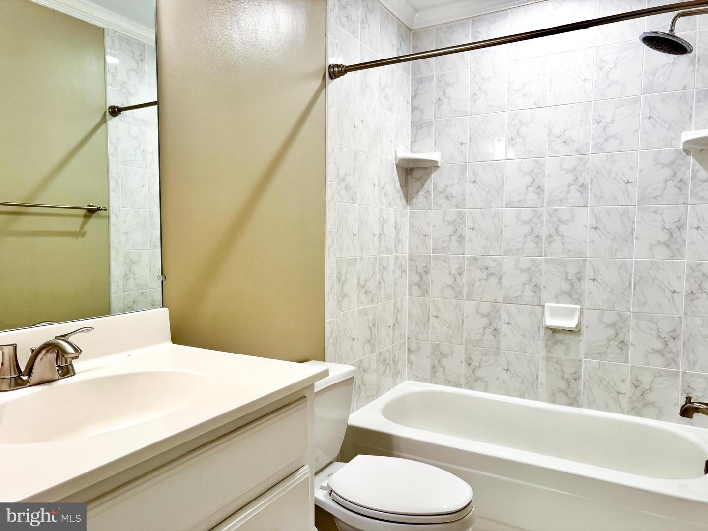 Rockville, Maryland, 20852, United States, 4 Bedrooms Bedrooms, ,4 BathroomsBathrooms,Residential,Active,2045026