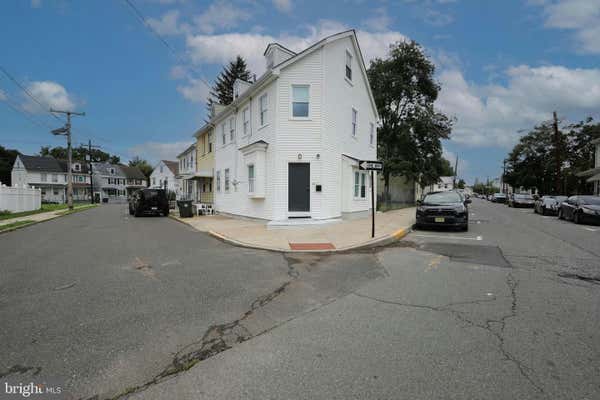 209 GREEN ST, BURLINGTON, NJ 08016 - Image 1