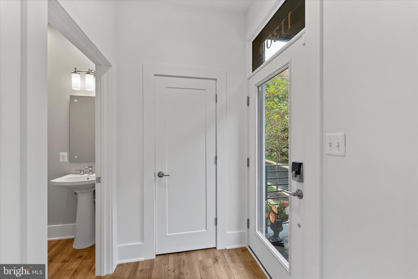 Potomac, Maryland, 20854, United States, 4 Bedrooms Bedrooms, ,5 BathroomsBathrooms,Residential,Active,1961966