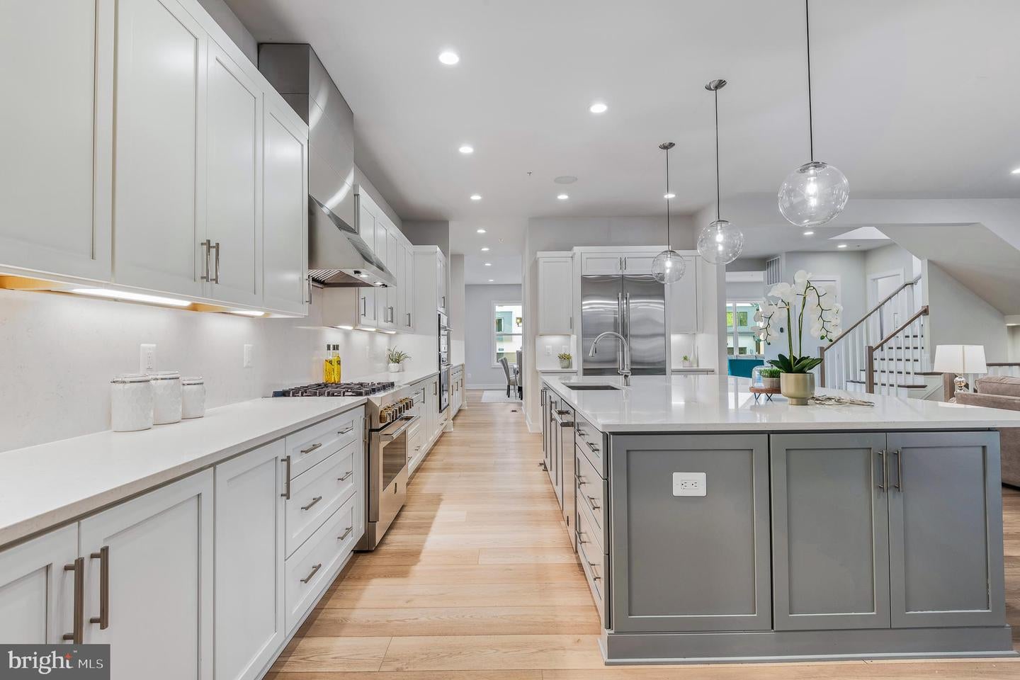 Bethesda, Maryland, 20817, United States, 5 Bedrooms Bedrooms, ,5 BathroomsBathrooms,Residential,Active,1880183