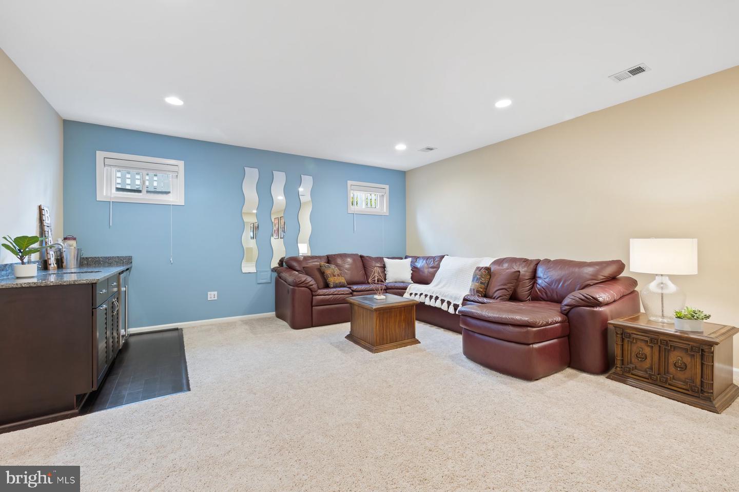 Rockville, Maryland, 20850, United States, 5 Bedrooms Bedrooms, ,6 BathroomsBathrooms,Residential,Active,1941388