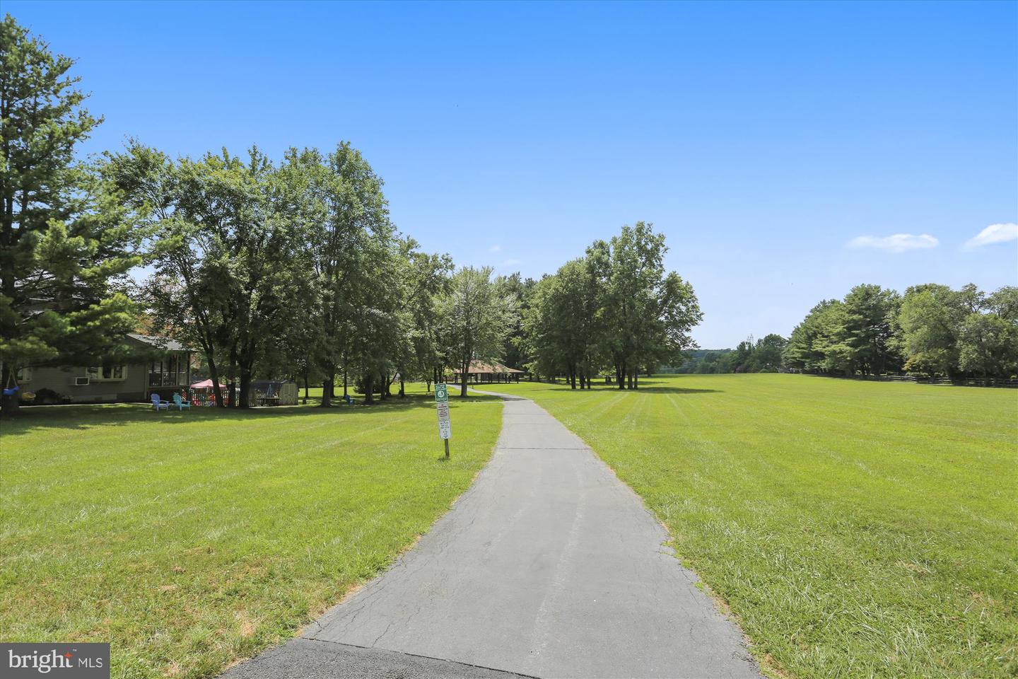 Olney, Maryland, 20832, United States, 4 Bedrooms Bedrooms, ,3 BathroomsBathrooms,Residential,Active,1969632