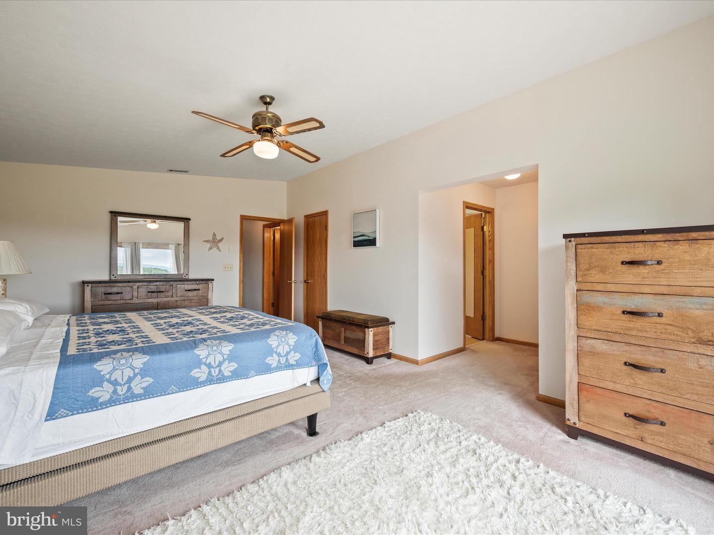 Berryville, Virginia, 22611, United States, 4 Bedrooms Bedrooms, ,3 BathroomsBathrooms,Residential,Active,1884871