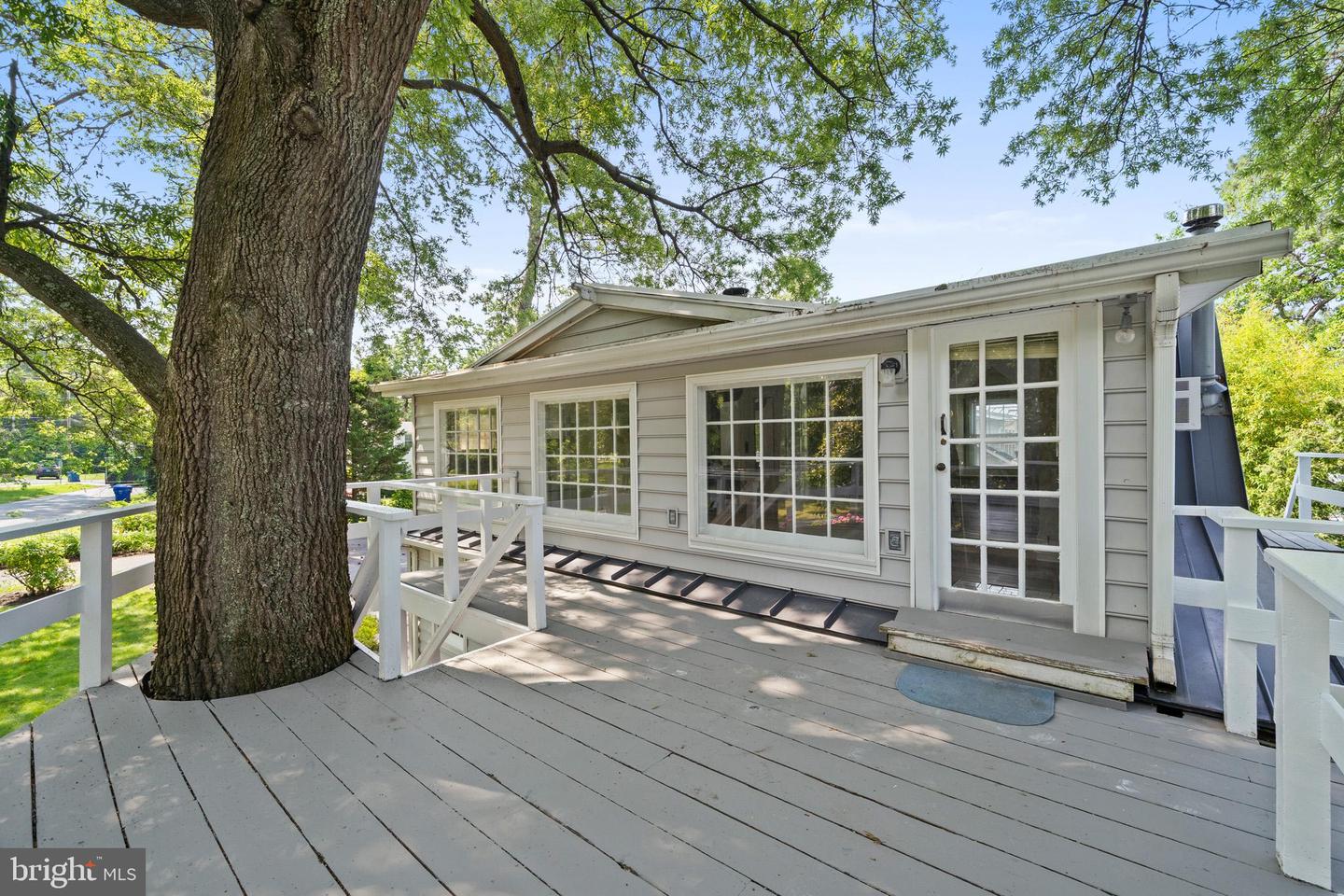 Cobb Island, Maryland, 20625, United States, 6 Bedrooms Bedrooms, ,6 BathroomsBathrooms,Residential,Contingent,1849506