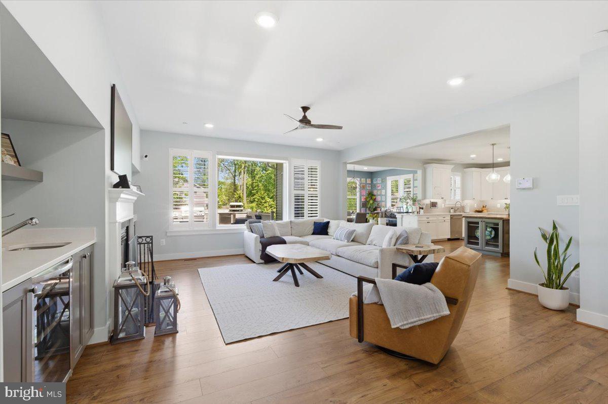 Gambrills, Maryland, 21054, United States, 5 Bedrooms Bedrooms, ,5 BathroomsBathrooms,Residential,Active,2044199