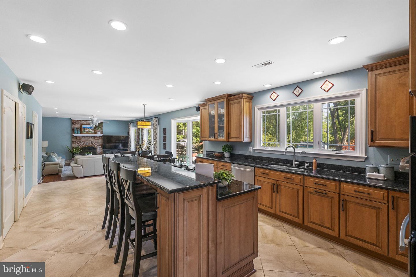 Poolesville, Maryland, 20837, United States, 4 Bedrooms Bedrooms, ,5 BathroomsBathrooms,Residential,Active,2052019