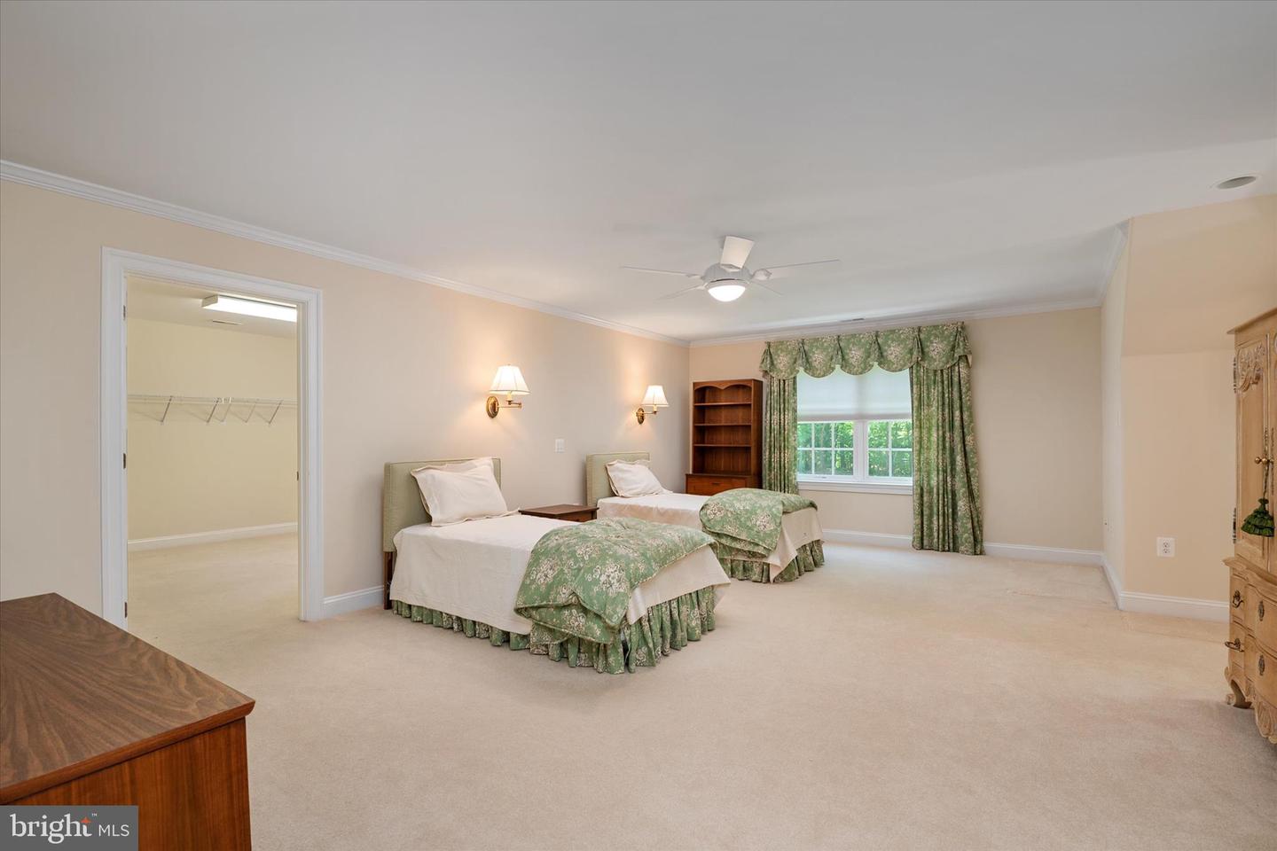 Dunkirk, Maryland, 20754, United States, 8 Bedrooms Bedrooms, ,9 BathroomsBathrooms,Residential,Active,2052010