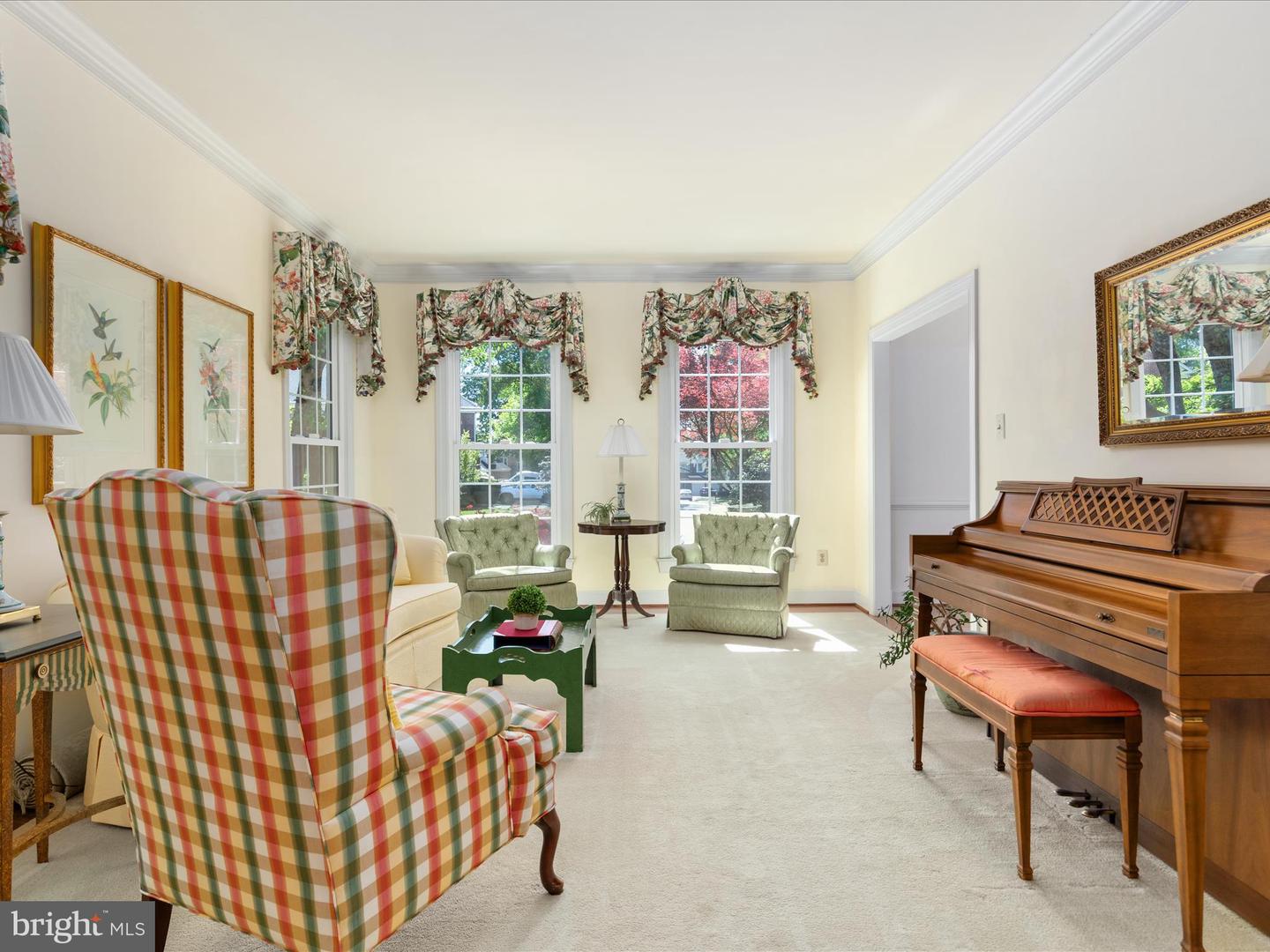 Fairfax Station, Virginia, 22039, United States, 4 Bedrooms Bedrooms, ,4 BathroomsBathrooms,Residential,Active,1905039