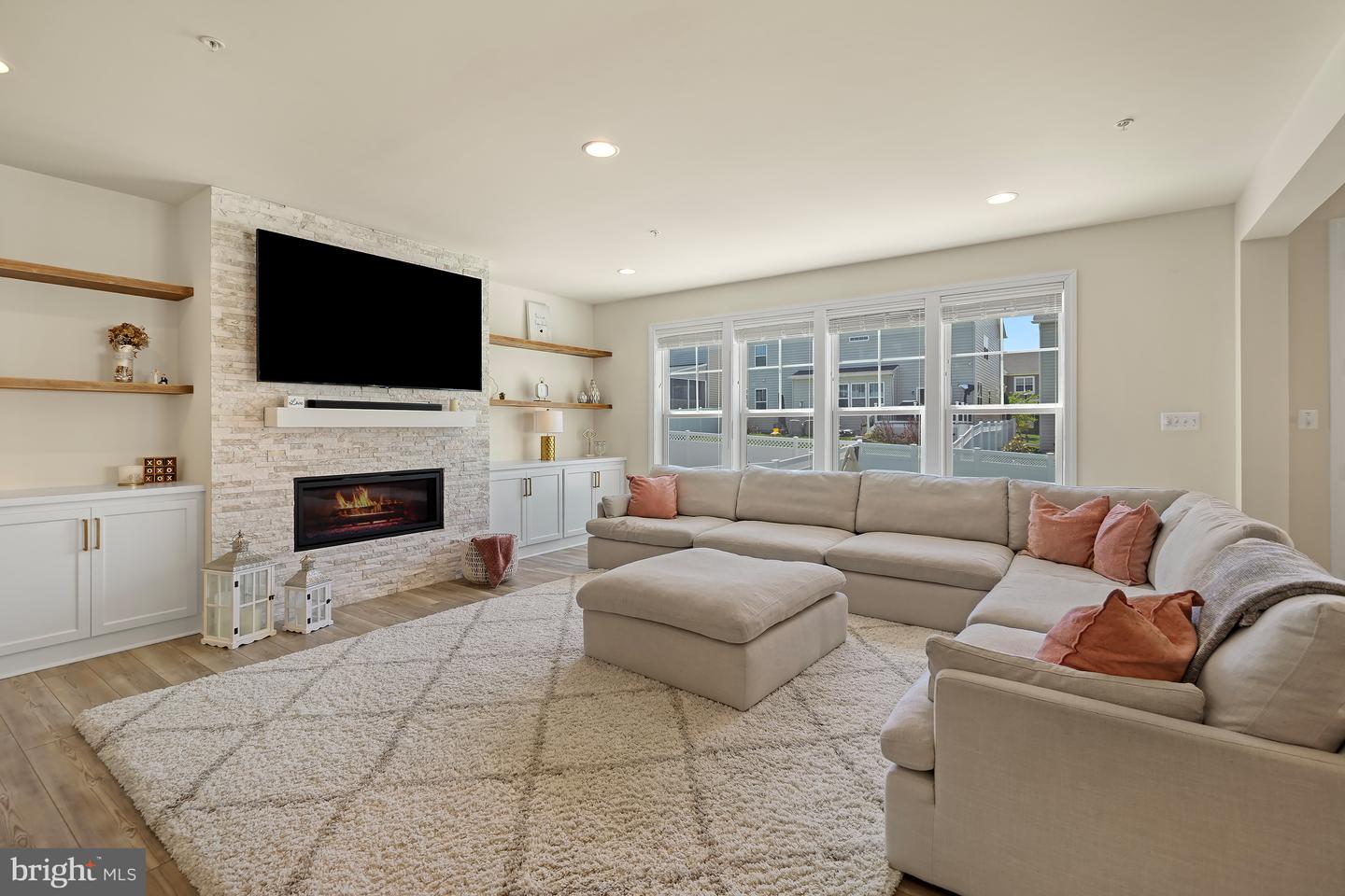 Monrovia, Maryland, 21770, United States, 5 Bedrooms Bedrooms, ,5 BathroomsBathrooms,Residential,Active,2044549
