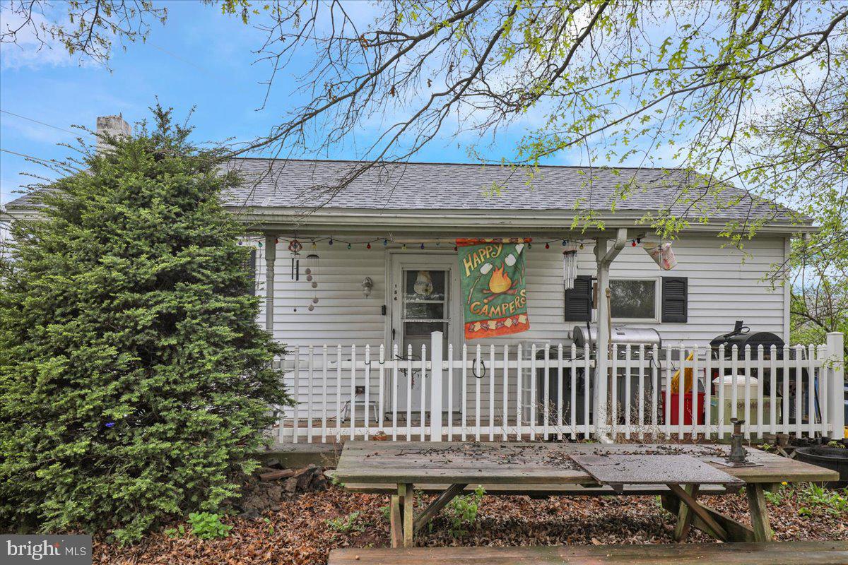 Narvon, Pennsylvania, 17555, United States, ,Residential,Active,1986905