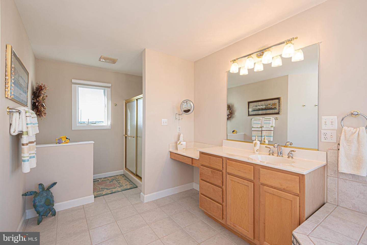 Fenwick Island, Delaware, 19944, United States, 5 Bedrooms Bedrooms, ,4 BathroomsBathrooms,Residential,Active,1998592