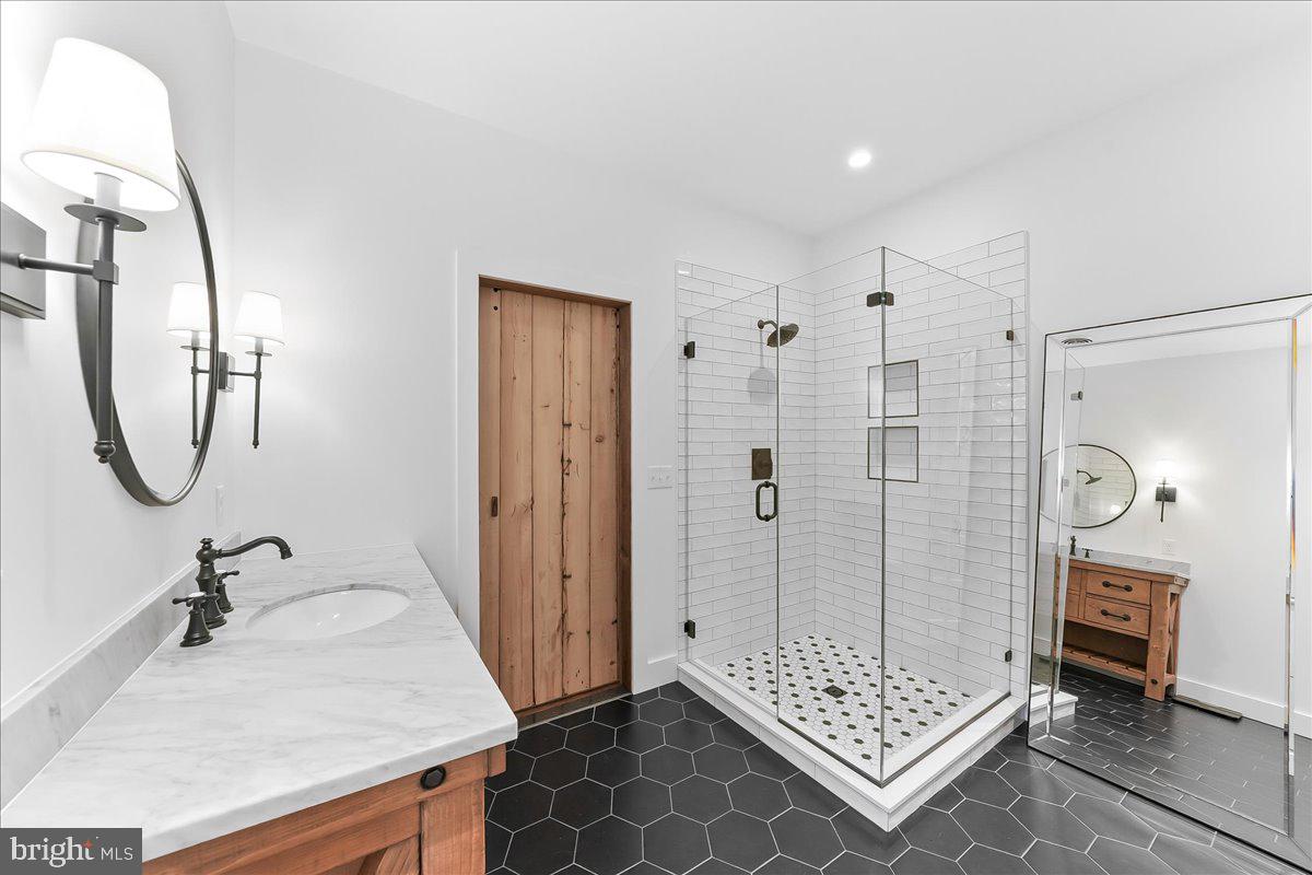 Wilmington, Delaware, 19807, United States, 5 Bedrooms Bedrooms, ,6 BathroomsBathrooms,Residential,Active,1988434