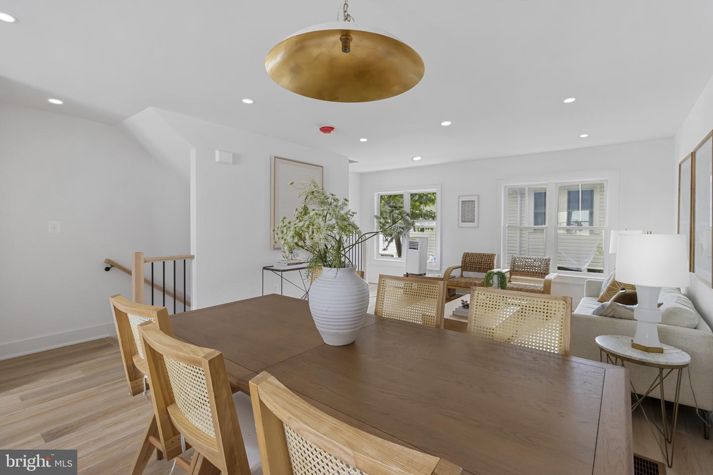 Arlington, Virginia, 22201, United States, 4 Bedrooms Bedrooms, ,5 BathroomsBathrooms,Residential,Active,1943821