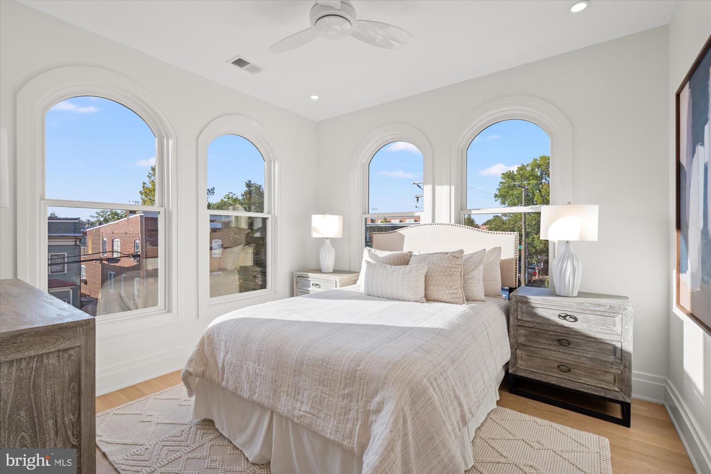 Alexandria, Virginia, 22314, United States, 4 Bedrooms Bedrooms, ,5 BathroomsBathrooms,Residential,Active,1954312