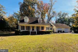 120 STRATFORD CIR, COLONIAL BEACH, VA 22443 - Image 1