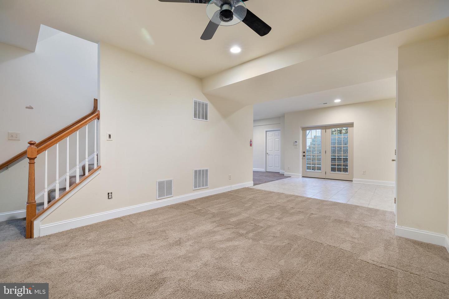 Rockville, Maryland, 20850, United States, 6 Bedrooms Bedrooms, ,5 BathroomsBathrooms,Residential,Active,1970950