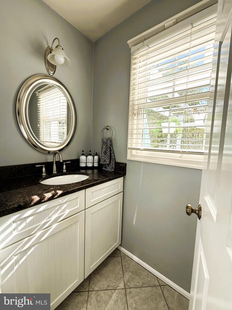 Potomac, Maryland, 20854, United States, 5 Bedrooms Bedrooms, ,4 BathroomsBathrooms,Residential,Active,1943828