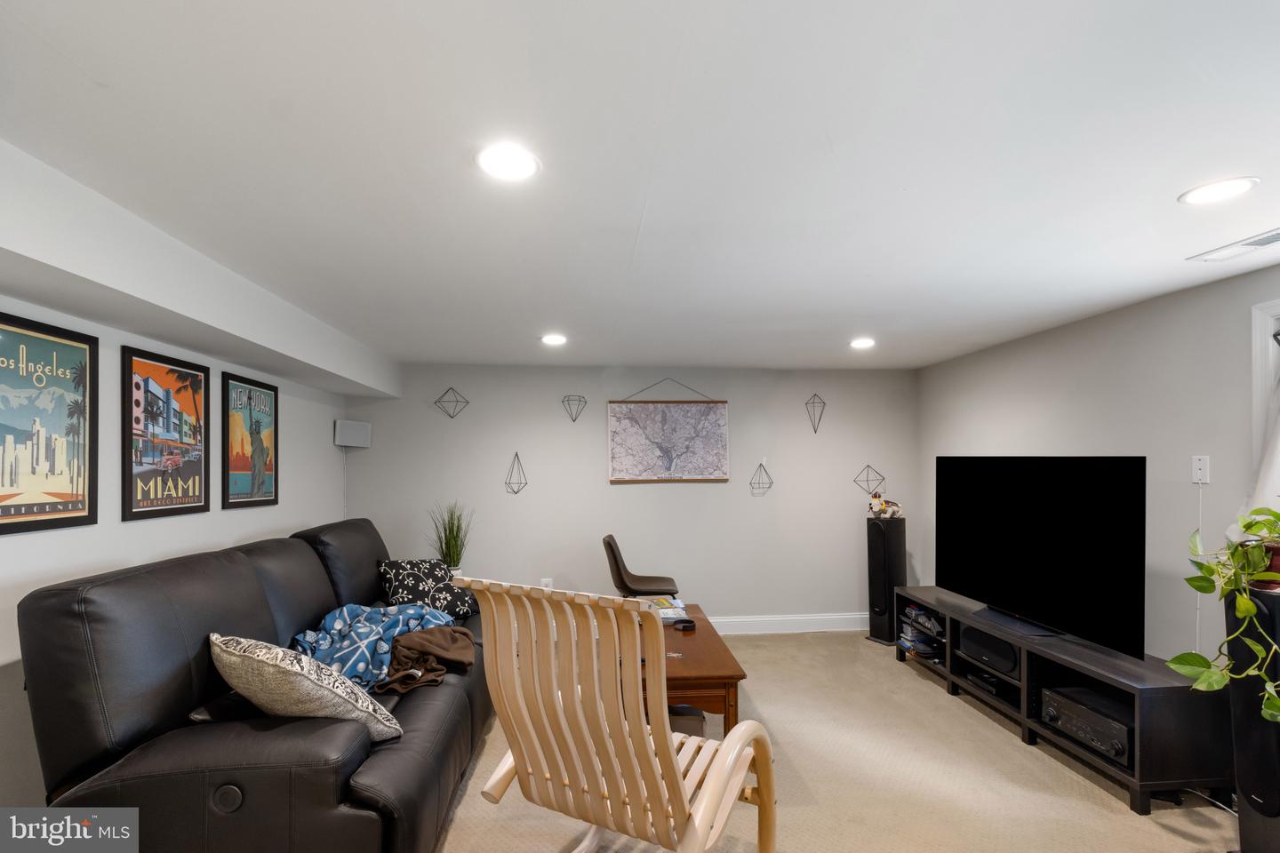 Arlington, Virginia, 22201, United States, ,5 BathroomsBathrooms,Residential,Active,1798155